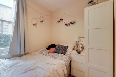 4_Bedroom 3-1.jpg