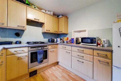 3_Kitchen-1.jpg