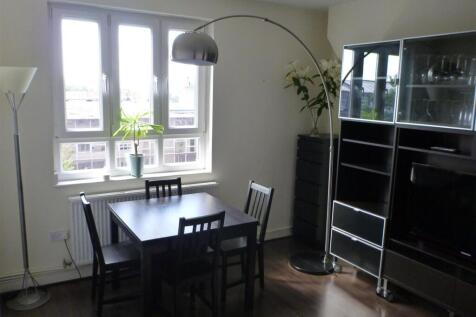 Sitting room_a.JPG