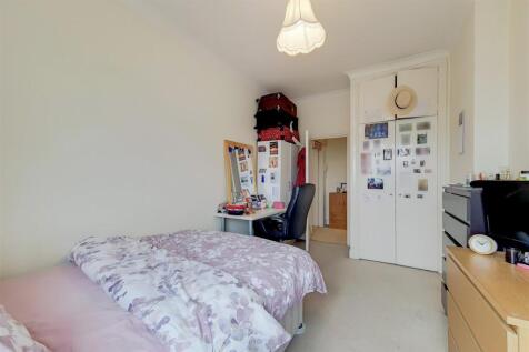 3_Main Bedroom-1.jpg