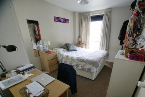 3. Bedroom 1.jpg