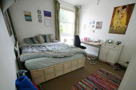 4. bedroom 2.jpg