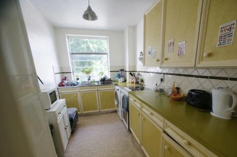 5. Kitchen.jpg