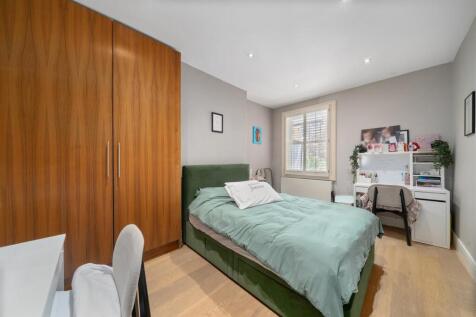 Colehill Lane SW6 PH8.jpg