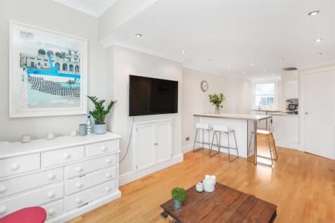 2. Kitchen Living Room.jpg