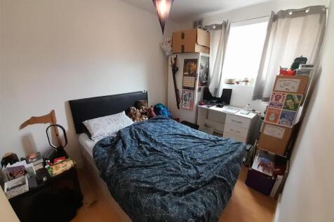 2. Bedroom 1.jpg
