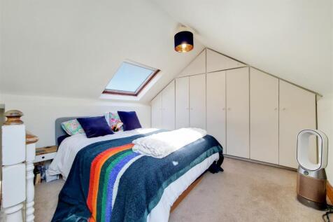 8_Bedroom-0.jpg
