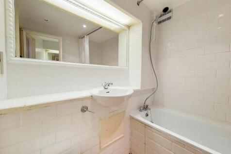 5_Bathroom-0.jpg