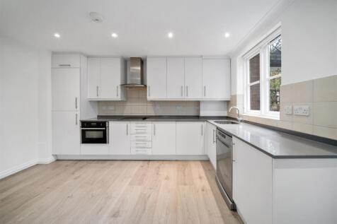 Brompton Park Crescent 234 SW6 PH9.jpg