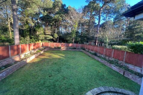 30 Branksome Hill garden x2.jpg
