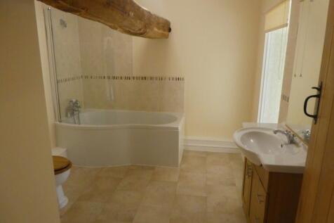 Main bathroom