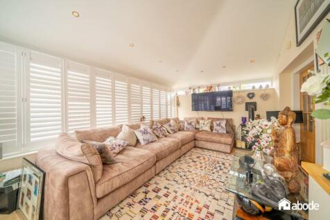 20 Tithebarn Grove (22 of 27).jpg