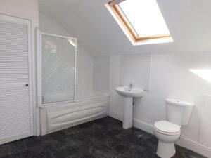 Limedale Flat-4-Bathroom-300x225.jpg