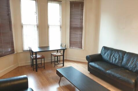 Lounge 3.jpg