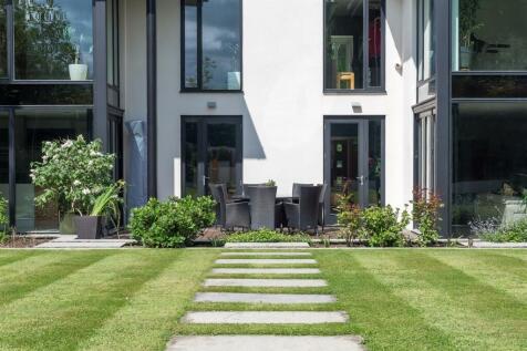 5 Eyebrook Road Exterior-8.jpg