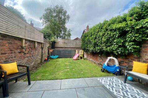 garden 2.jpg