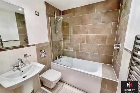 bathroom (2).jpg