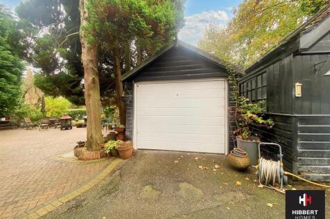 garage.jpg