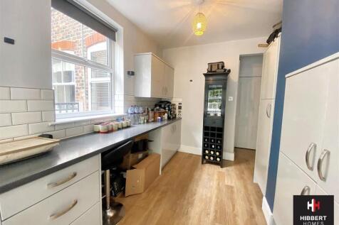 kitchen 3.jpg