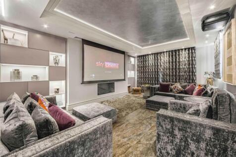 CINEMA ROOM.jpg