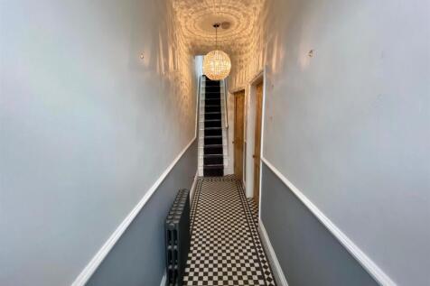 Hallway.jpg