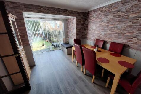 DINING ROOM LEADI...