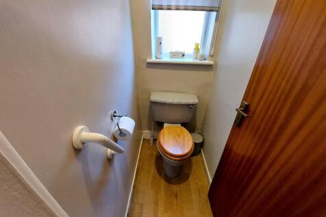 SEPERATE WC