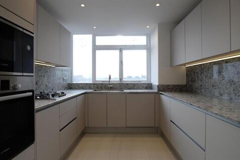 kitchen 1.JPG