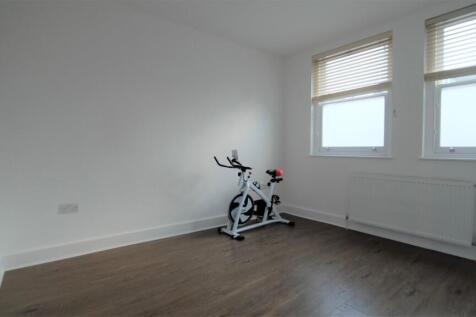 Bedroom 2 Ground.JPG