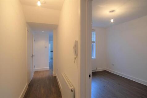 Hallway.JPG