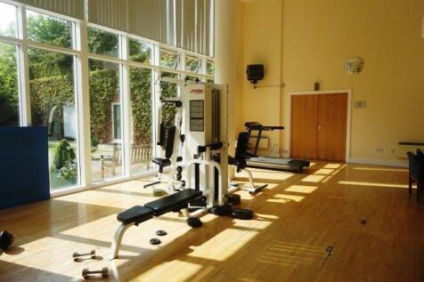 Regent Court - gym.jpg