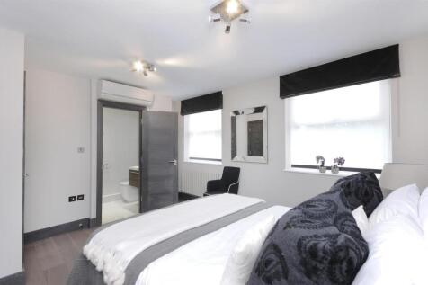 master bedroom 2.jpg