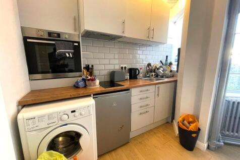 WhatsApp Image 2025-11-07 at 14.58.50 (1).jpeg