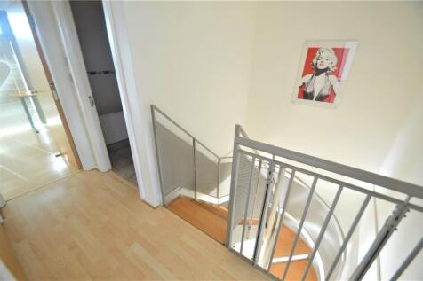 Hall/Stairs