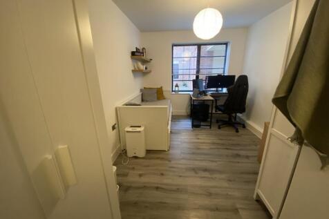 2nd Bedroom/Office