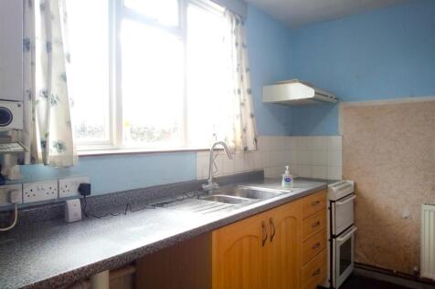 Kitchen2.jpg