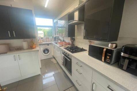 kitchen1.jpg