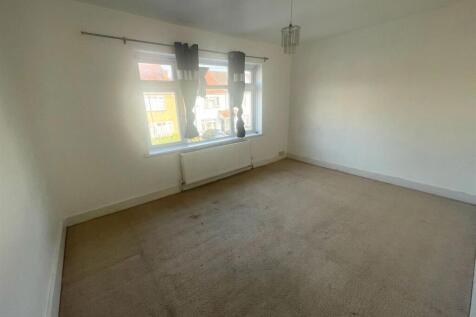 bedroom1.jpg
