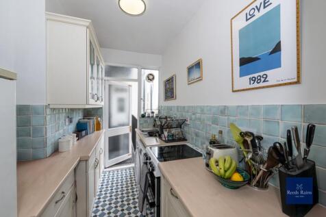 Kitchen Furnished
