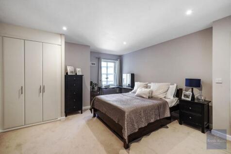 Main Bedroom.