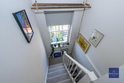 Stairs/Landing