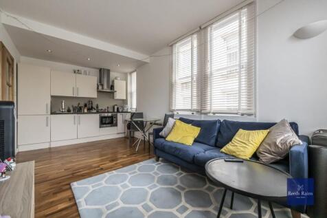Reception / Kitchen
