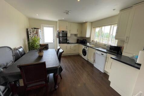 Kitchen Dining room