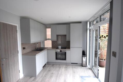 Modern Fitted Kitche
