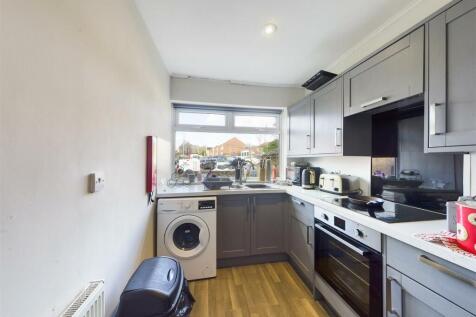 Kitchen: