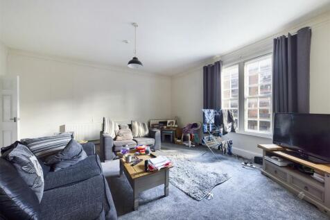 Lounge: