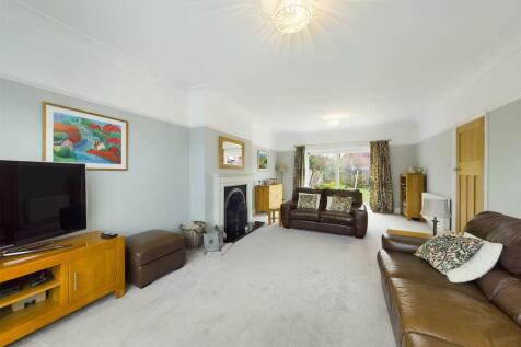 Lounge: