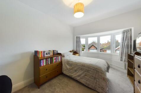 Bedroom: