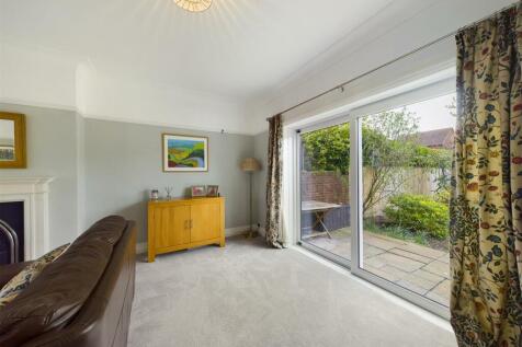 Lounge:
