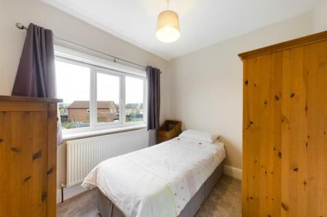 Bedroom: